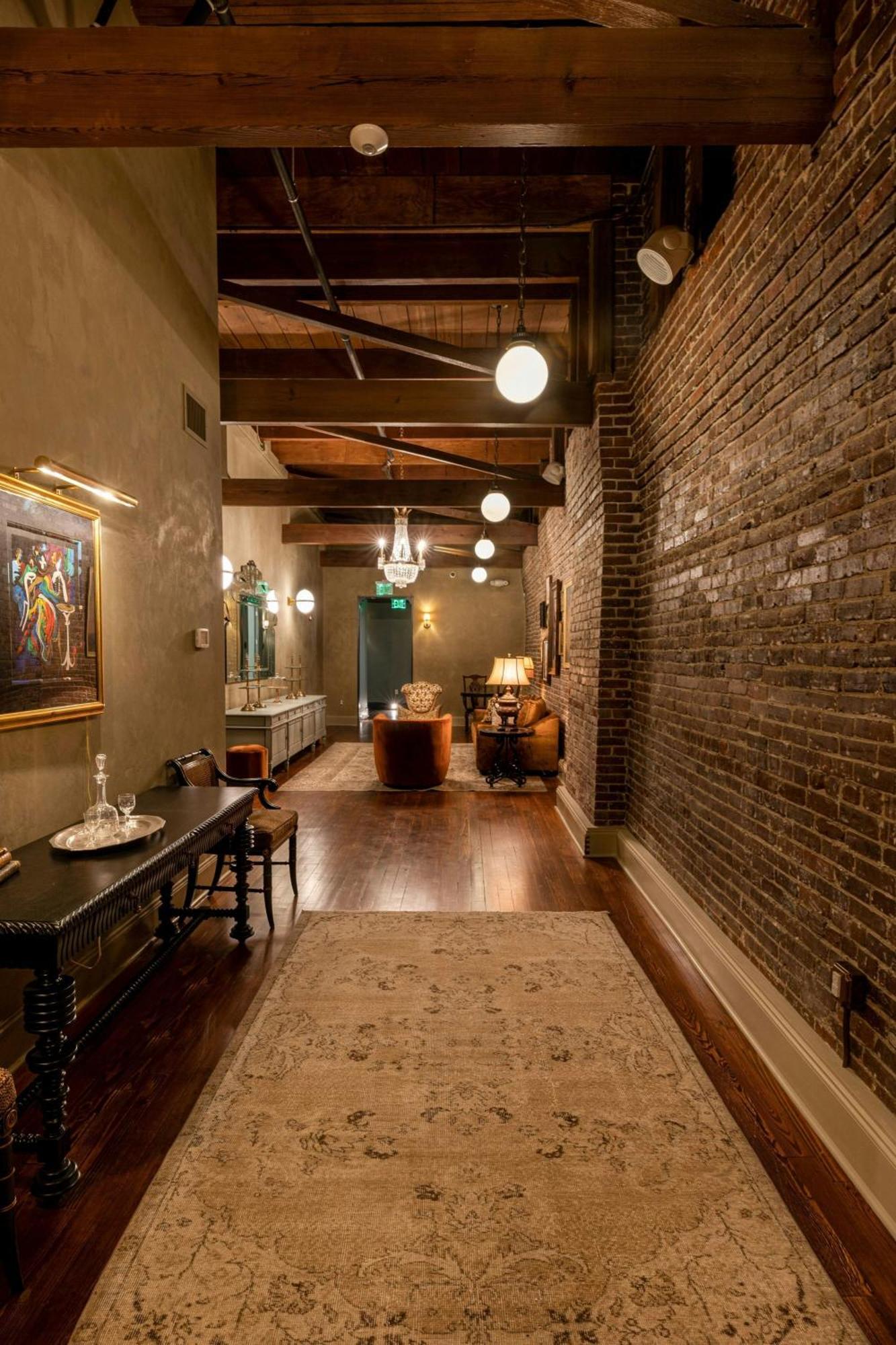 Hotel Cleo, Knoxville Downtown, A Tribute Portfolio Hotel Zewnętrze zdjęcie